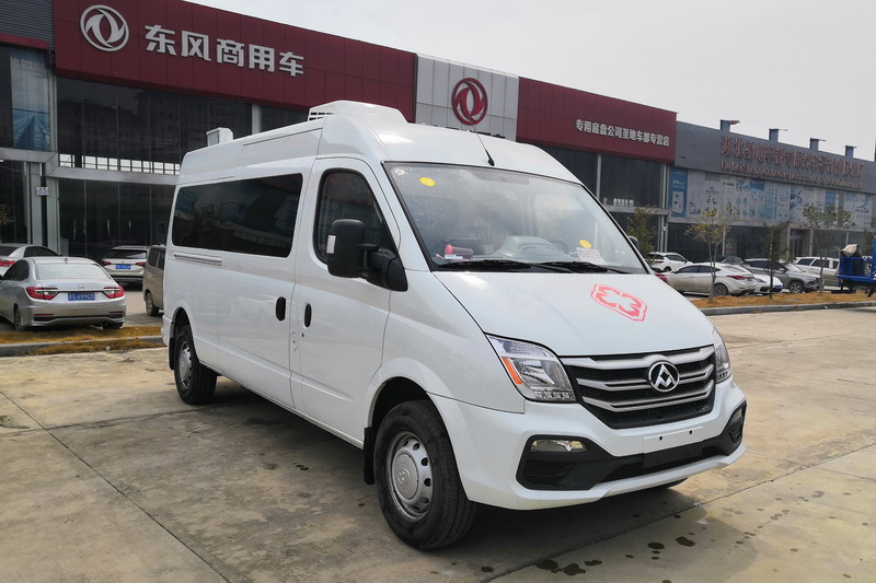 大通5.8米體檢醫療車